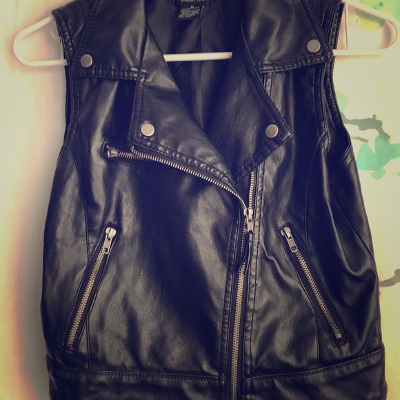 Pleather vest - Picture 1 of 1